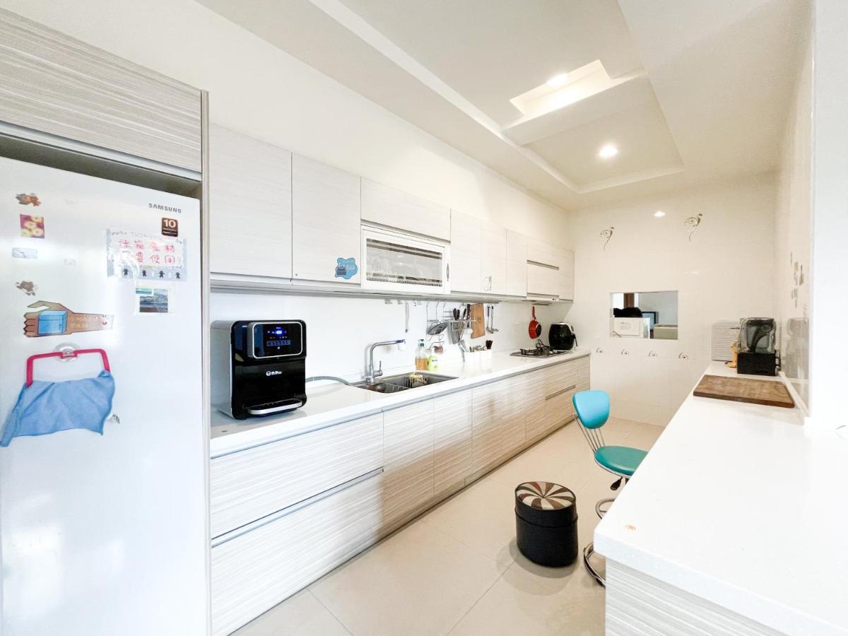 Sevilla Hostel Taitung Bagian luar foto