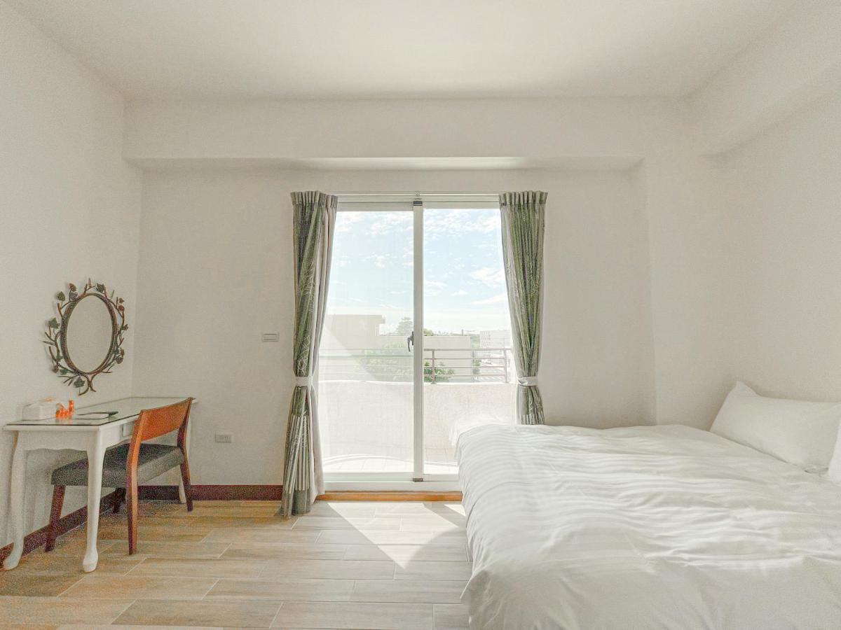 Sevilla Hostel Taitung Bagian luar foto