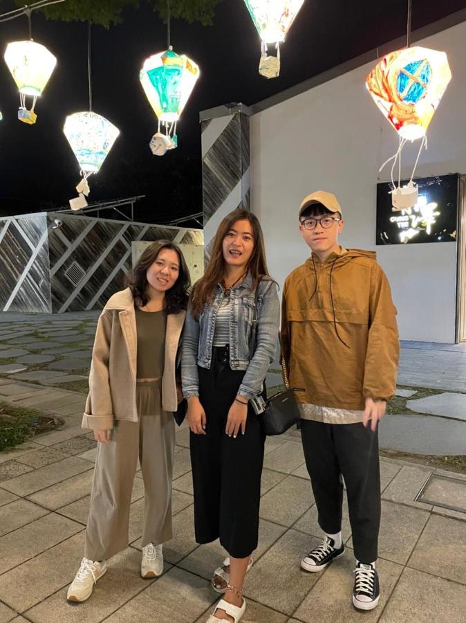 Sevilla Hostel Taitung Bagian luar foto