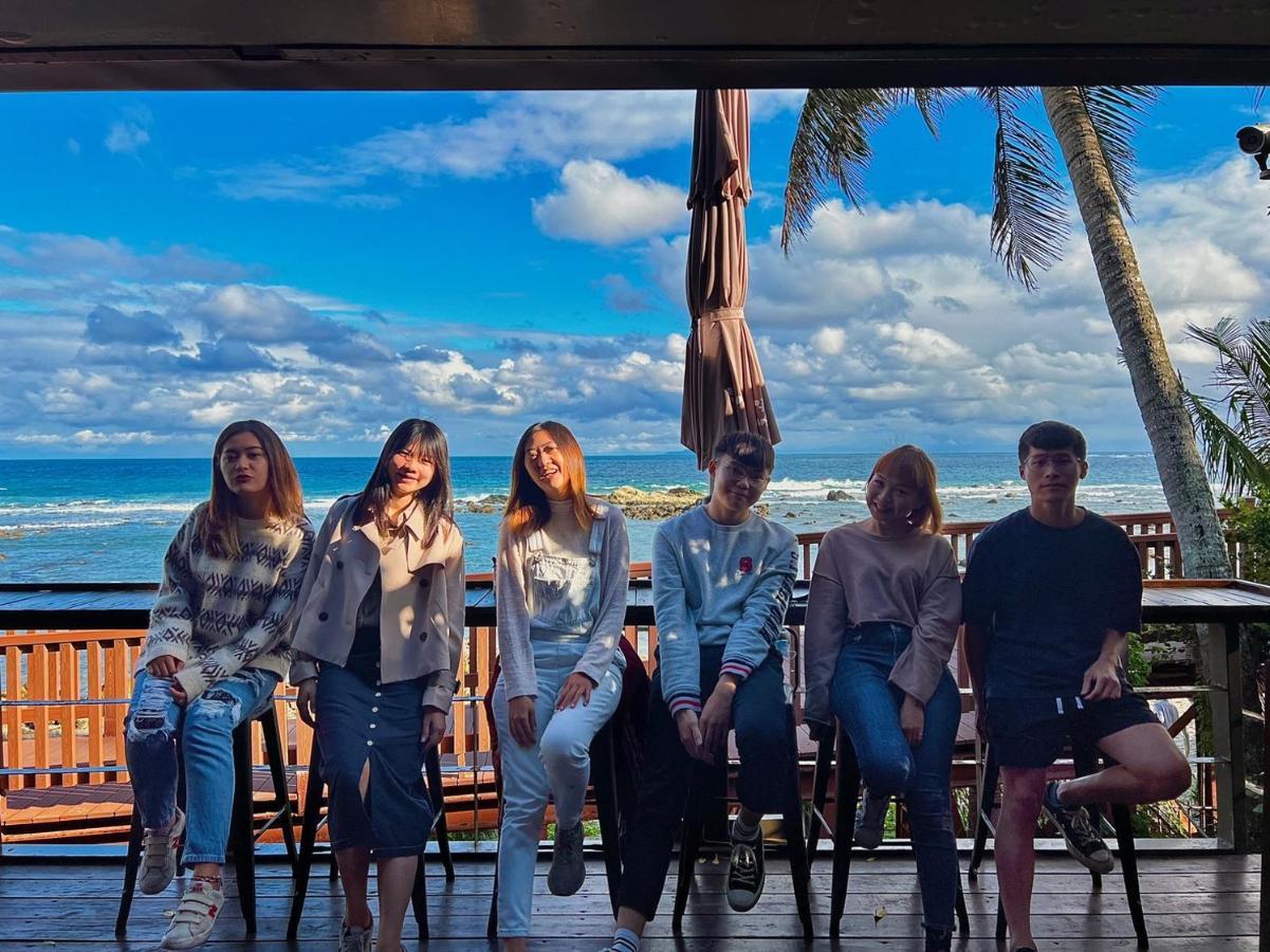 Sevilla Hostel Taitung Bagian luar foto